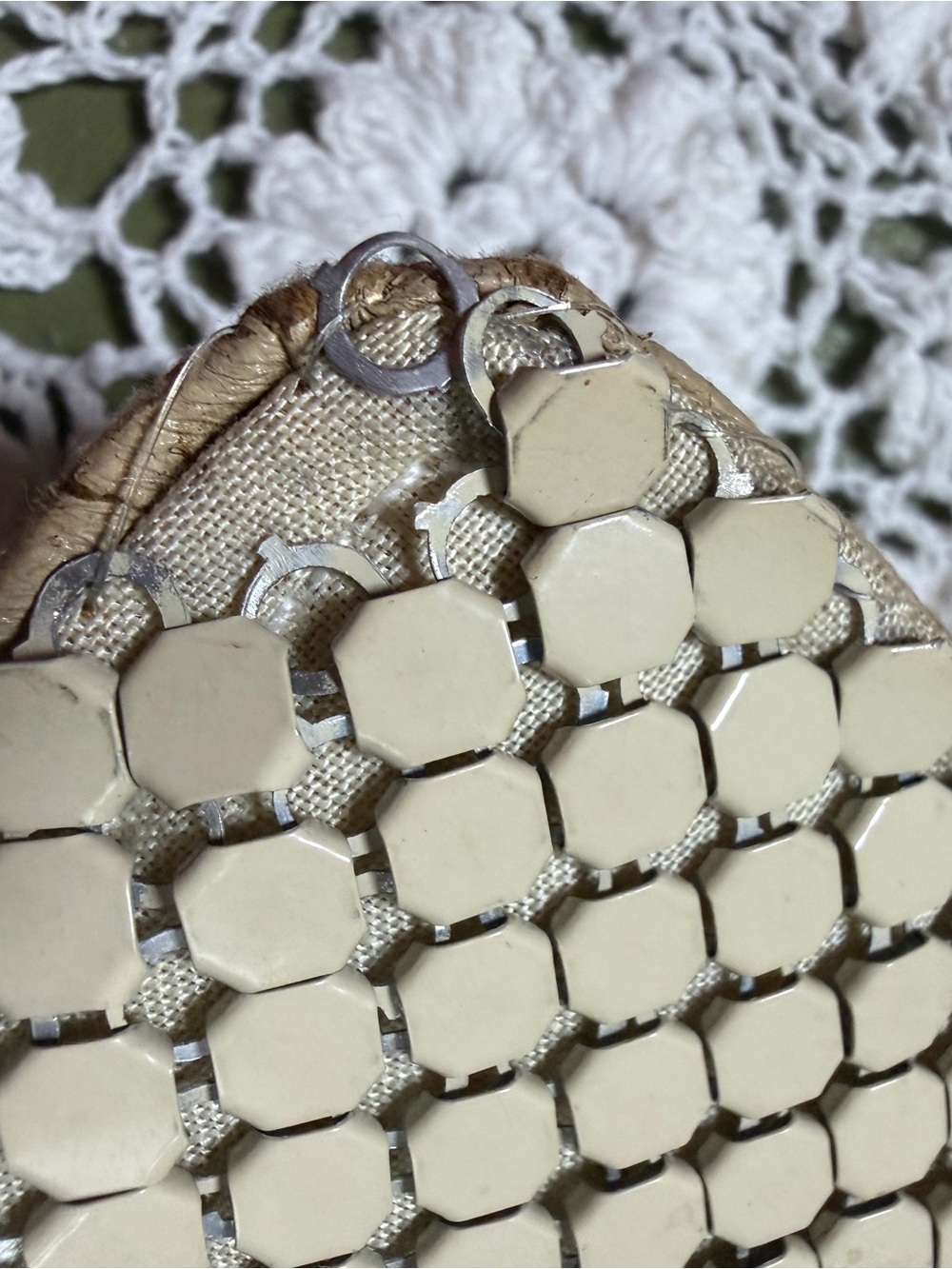 Vintage 60’s Beige Mesh Top-Handle Women's Ivory Briefcase Purse - Picture 7 of 10